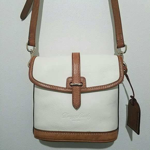 Dooney & Bourke Handbags - Dooney & Bourke Holly Handbag